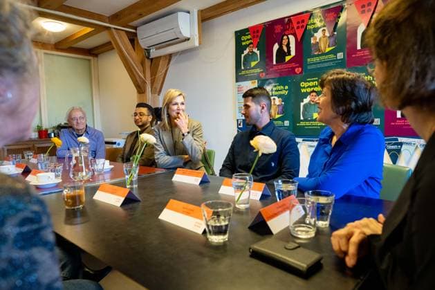 Queen Maxima visits the Takecarebnb Foundation. Amsterdam, the Netherlands. 26 Feb 2026 Queen Maxima during a working visit to the Takecarebnb foundation, winner of an Apple of Orange. The foundation helps status holders integrate by temporarily placing them with Dutch host families. Amsterdam The Netherlands  Copyright: xMischaxSchoemakerx