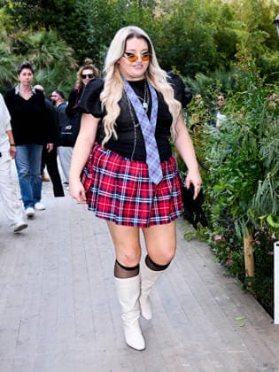 Sanremo, 76th Italian Song Festival - Day 3 - Arrivals at Villa Nobel In the picture: Meek  Copyright: xSimonexComix xipa-agency.netx xPoolxSanremox02x IPA_Agency_IPA72055869