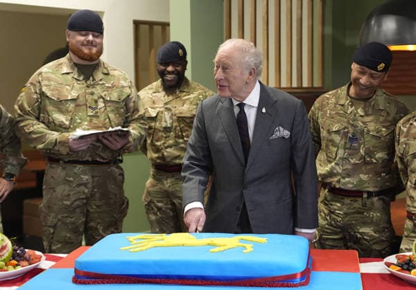 King Charles visits the Royal Regiment of Artillery King Charles visits the Royal Regiment of Artillery at Baker Barracks, Emsworth, Hampshire. Picture date: Thursday February 26, 2026., UK, on the 26th February 2026. Picture by Andrew Matthews WPA-Pool Emsworth Baker Barracks Hampshire United Kingdom 