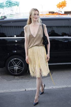 MFW - Prada Outside Sarah Pidgeon at the Prada fashion show during the Milan Womenswear Fall Winter 2026 2027 Fashion Week on February 26, 2026 in Milan, Italy. Photo by Marco Piovanotto ABACAPRESS.COM Milan Italy  Copyright: xPiovanottoxMarco ABACAx