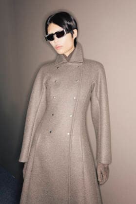 Milano Fashion Week - Women F W 26-27 Max Mara Fashion Show Backstage Milan, Italy Milano Fashion Week - Women F W 26-27 Max Mara Fashion Show Backstage Milan, Italy 26th February 2026 SGPItalia id 134533_004 * Not Exclusive  Copyright: xx