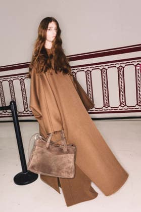 Milano Fashion Week - Women F W 26-27 Max Mara Fashion Show Backstage Milan, Italy Milano Fashion Week - Women F W 26-27 Max Mara Fashion Show Backstage Milan, Italy 26th February 2026 SGPItalia id 134533_004 * Not Exclusive  Copyright: xx
