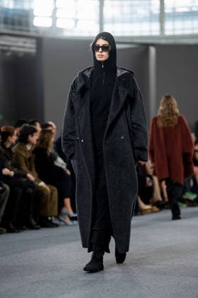 Milano Fashion Week - Women F W 26-27 Max Mara Fashion Show Matilde Lucidi (Bianca Balti™s daughter) walks the runway for the first time Milan, Italy Matilde Lucidi Milano Fashion Week - Women F W 26-27 Max Mara Fashion Show Matilde Lucidi (Bianca Balti™s daughter) walks the runway for the first time Milan, Italy 26th February 2026 SGPItalia id 134533_005 * Not Exclusive  Copyright: xJohnnyxDallaxLibera SGPx