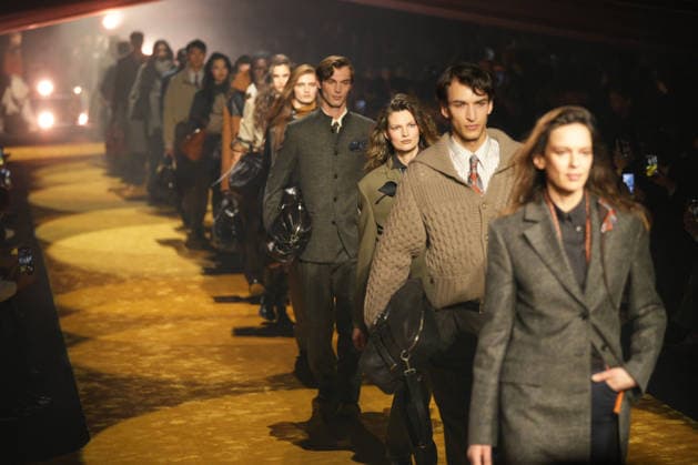 Milano Fashion Week - Women F W 26-27 Boss Men and Women Fashion Show Catwalk Milan, Italy Milano Fashion Week - Women F W 26-27 Boss Men and Women Fashion Show Catwalk Milan, Italy 26th February 2026 SGPItalia id 134535_002 * Not Exclusive  Copyright: xMarcoxErbax