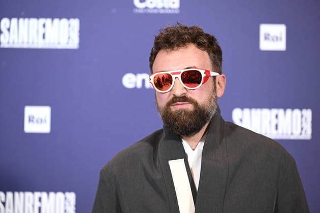 February 26, 2026, Sanremo, Rome, Italy: 76th Italian Song Festival. Photocall. Pictured: Dargen D Amico . Sanremo, Italy 26 Feb 2026 Sanremo Italy  - ZUMAa289 20260226_zia_a289_313 Copyright: xMariaxLauraxAntonellix