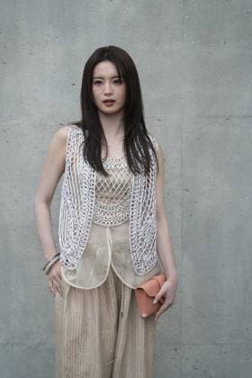 Milan, Milan Women s Fashion Week: Fall Winter 2026 27 - Women s Fashion, Fall Winter 2026 27 - Emporio Armani fashion show - arrivals in the photo: Yaqin Zhang  Copyright: x xipa-agency.netx xRiccardoxGIordanox IPA_Agency_IPA72059812