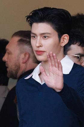 News - Prada - Celebrity Arrivals - Milan Fashion Week - Womenswear Fall Winter 2026 2027 Naravit Lertratkosum aka Pond is seen arriving at the Prada fashion show during the Milan Menswear Fall Winter 2026 2027 Fashion Week on February 26, 2026 in Milan, Italy. Photo: Cinzia Camela. Milan Fondazione Prada Italy Copyright: xCinziaxCamelax xLiveMediax LPN_2317240