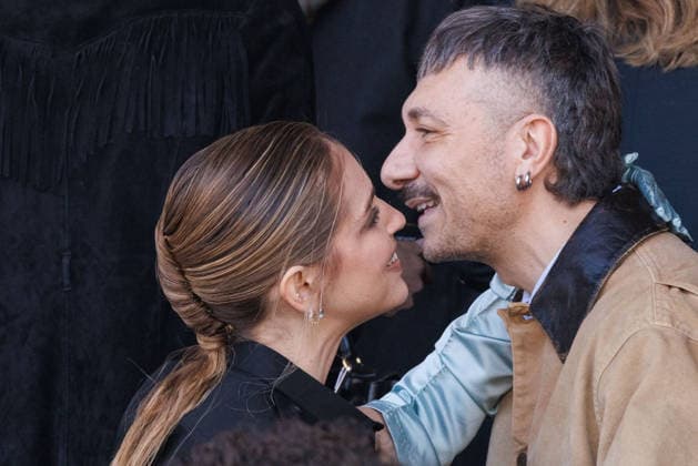 News - Prada - Celebrity Arrivals - Milan Fashion Week - Womenswear Fall Winter 2026 2027 Chiara Ferragni and a guest are seen arriving at the Prada fashion show during the Milan Menswear Fall Winter 2026 2027 Fashion Week on February 26, 2026 in Milan, Italy. Photo: Cinzia Camela. Milan Fondazione Prada Italy Copyright: xCinziaxCamelax xLiveMediax LPN_2317292