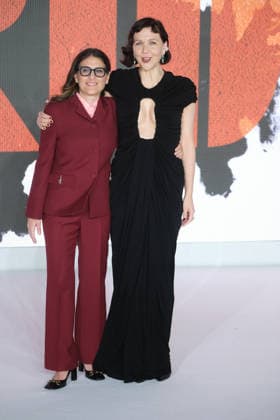 The Bride! world premiere, Cineworld Leicester Square, London, UK, 26 February 2026. guest and Maggie Gyllenhaal at the world premiere of The Bride!, Cineworld Leicester Square, London, UK, 26 February 2026., Credit:Julie Edwards Avalon United Kingdom, London Copyright: xJuliexEdwardsx xAvalonx 1078498061