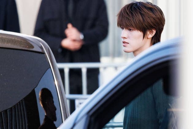 News - Prada - Celebrity Arrivals - Milan Fashion Week - Womenswear Fall Winter 2026 2027 TransfOrmProject TOP member is seen leaving the Prada fashion show during the Milan Menswear Fall Winter 2026 2027 Fashion Week on February 26, 2026 in Milan, Italy. Photo: Cinzia Camela. Milan Fondazione Prada Italy Copyright: xCinziaxCamelax xLiveMediax LPN_2317356