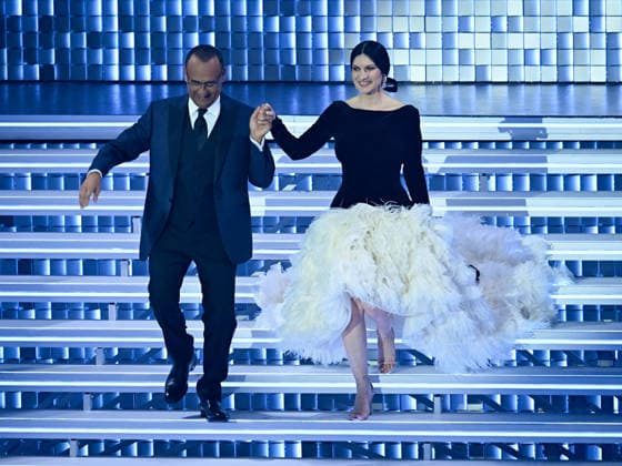 Sanremo, 76th Italian Song Festival. Third Night. Pictured: Laura Pausini and Carlo Conti.  Copyright: xMaurizioxD Avanzox xipa-agency.netx xPoolxSanremox02x IPA_Agency_IPA72064407