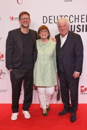 17 German Music Authors Prize 2026 Alexander Zuckowski, Monika Zuckowski, Rolf Zuckowski 17 German Music Authors Prize 2026, The Ritz Carlton, Berlin, date 26 02 2026 Copyright: xEventpress Kratschx
