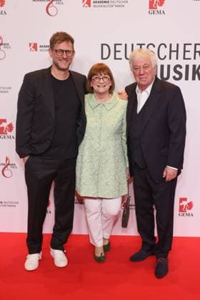 17 German Music Authors Prize 2026 Alexander Zuckowski, Monika Zuckowski, Rolf Zuckowski 17 German Music Authors Prize 2026, The Ritz Carlton, Berlin, date 26 02 2026 Copyright: xEventpress Kratschx