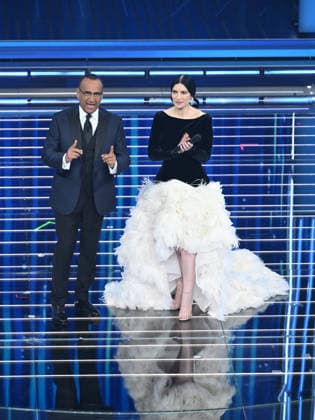 Sanremo, 76th Italian Song Festival - third evening. In the photo Laura Pausini, Carlo Conti  Copyright: xAlbertoxTerenghix xPoolxSanremox02x xipa-agency.netx xPoolxSanremox02x IPA_Agency_IPA72064685