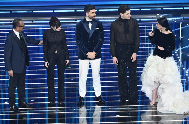 Sanremo, 76th Italian Song Festival - third evening. Pictured are Carlo Conti, Angelica Bove, Gianluca Gazzoli, Nicolò Filippucci, and Laura Pausini.  Copyright: xAlbertoxTerenghix xPoolxSanremox02x xipa-agency.netx xPoolxSanremox02x IPA_Agency_IPA72064836
