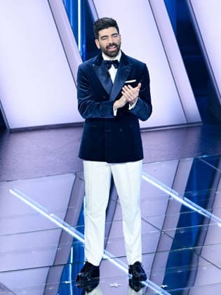 Sanremo, 76th Italian Song Festival. Third Night. Pictured: Gianluca Gazzoli  Copyright: xMaurizioxD Avanzox xipa-agency.netx xPoolxSanremox02x IPA_Agency_IPA72065052