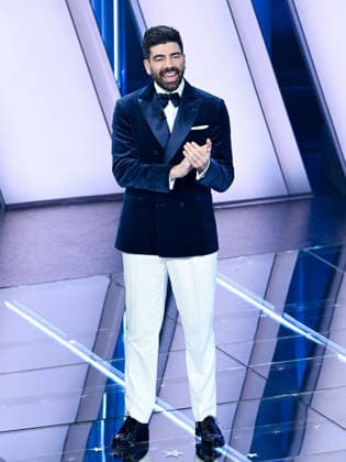Sanremo, 76th Italian Song Festival. Third Night. Pictured: Gianluca Gazzoli  Copyright: xMaurizioxD Avanzox xipa-agency.netx xPoolxSanremox02x IPA_Agency_IPA72065056