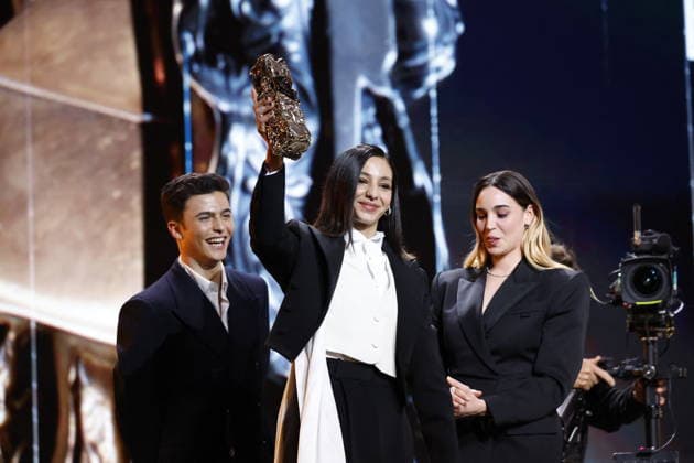 51st Cesar Ceremony Nadia Melliti with the Best Rising Star Cesar Award for the Movie ‘La Petite Dernière’ during 51st Cesar Film Awards held at l Olympia on February 26, 2026, in Paris, France. Photo by Nasser Berzane ABACAPRESS.COM Paris France  Copyright: xBerzanexNasser ABACAx