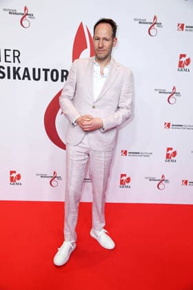 Tobias Reitz at the 17 GERMAN MUSIC AUTHORINNEN PRIZE at The Ritz Carlton in Berlin on 26 02 2026