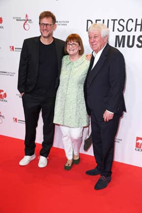 Rolf Zuckowski with his wife Monika Zuckowski and son Alexander Ali Zuckowski at the 17 GERMAN MUSIC AUTHORINNEN PRIZE at The Ritz Carlton in Berlin on 26 02 2026