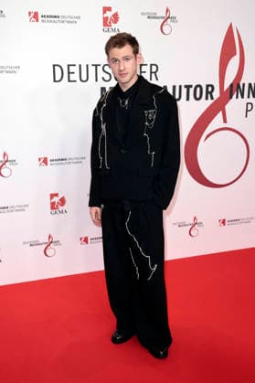 Dominik Hartz at the 17 German Music Authors Award of GEMA 2026 at The Ritz Carlton Hotel Berlin, 26 02 2026 Foto:xS.xGabschx xFuturexImagex musikautorenpreis_6207