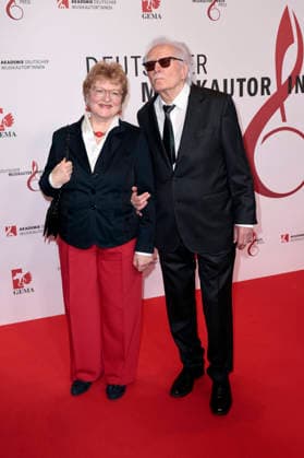 York Höller and company at the 17 German Music Authors Award of GEMA 2026 at The Ritz Carlton Hotel Berlin, 26 02 2026 Foto:xS.xGabschx xFuturexImagex musikautorenpreis_6242