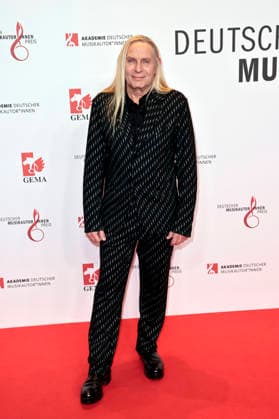 Uwe Hassbecker at the 17 German Music Authors Prize of GEMA 2026 at The Ritz Carlton Hotel Berlin, 26 02 2026 Foto:xS.xGabschx xFuturexImagex musikautorenpreis_6247