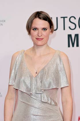 Julia Mihaly at the 17 German Music Authors Prize of GEMA 2026 at The Ritz Carlton Hotel Berlin, 26 02 2026 Foto:xS.xGabschx xFuturexImagex musikautorenpreis_6251