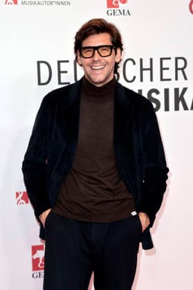 Alvaro Soler at the 17 German Music Authors Award of GEMA 2026 at The Ritz Carlton Hotel Berlin, 26 02 2026 Foto:xS.xGabschx xFuturexImagex musikautorenpreis_6267