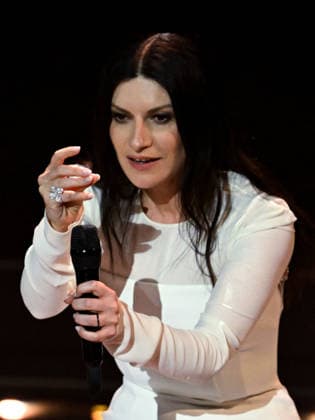 Sanremo, 76th Italian Song Festival. Third Night. Pictured: Laura Pausini singing with the Piccolo Coro Dell Antoniano.  Copyright: xMaurizioxD Avanzox xipa-agency.netx xPoolxSanremox02x IPA_Agency_IPA72068225