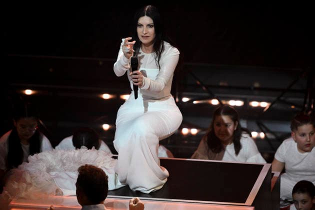 February 26, 2026, Sanremo, Italy: Italian singer Laura Pausini performs on stage at the Ariston theatre during the 76th edition of the Sanremo Italian Song Festival, in Sanremo, Italy, 26 February 2026. The music festival will run from 24 to 28 February 2026. ANSA ETTORE FERRARI. Sanremo Italy  - ZUMAa110 20260226_zaf_a110_156 Copyright: xEttorexFerrarix