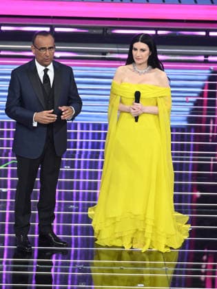 Sanremo, 76th Italian Song Festival - third evening. Pictured is Carlo Conti and Laura Pausini.  Copyright: xAlbertoxTerenghix xPoolxSanremox02x xipa-agency.netx xPoolxSanremox02x IPA_Agency_IPA72068768
