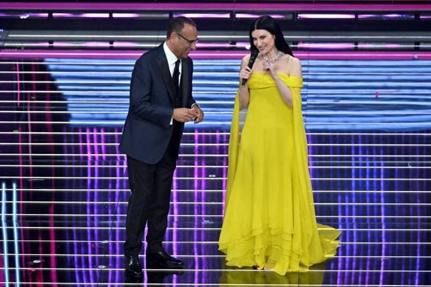 Photo IPP Felice De Martino Sanremo 26 02 2026 76th Italian Song Festival In the photo Carlo Conti with Laura Pausini Italy Photo Press World Copyright