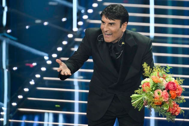 February 26, 2026, Sanremo, Italy: Italian singer Sal Da Vinci on stage at the Ariston theatre during the 76th edition of the Sanremo Italian Song Festival, in Sanremo, Italy, 26 February 2026. The music festival will run from 24 to 28 February 2026. ANSA ETTORE FERRARI. Sanremo Italy  - ZUMAa110 20260226_zaf_a110_175 Copyright: xEttorexFerrarix
