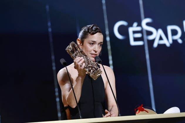 51st Cesar Ceremony Vimala Pons with the Best Supporting Actress Cesar Awar for Movie L’attachement during 51st Cesar Film Awards held at l Olympia on February 26, 2026, in Paris, France. Photo by Nasser Berzane ABACAPRESS.COM Paris France  Copyright: xBerzanexNasser ABACAx
