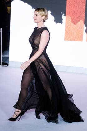 The World Premiere of THE BRIDE on Thursday 26 February 2026 Jessie Buckley poses on the red carpet at The World Premiere of THE BRIDE on Thursday 26 February 2026 at Cineworld Leicester Square, London. ., Credit:Julie Edwards Avalon  Copyright: xJuliexEdwardsx xAvalonx 1078530600