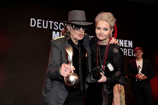 Udo Lindenberg and Tine Acke at the 17 German Music Authors Award of GEMA 2026 at The Ritz Carlton Hotel Berlin, 26 02 2026 Foto:xS.xGabschx xFuturexImagex musikautorenpreis_6320