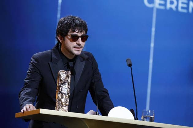 51st Cesar Ceremony Guillaume Marbeck with the Best Director Cesar Award for Movie Nouvelle Vague on behalf of Richard Linklater during the 51st Cesar Film Awards held at l Olympia on February 26, 2026, in Paris, France. Photo by Nasser Berzane ABACAPRESS.COM Paris France  Copyright: xBerzanexNasser ABACAx