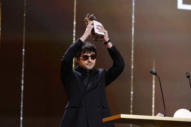 51st Cesar Ceremony Guillaume Marbeck with the Best Director Cesar Award for Movie Nouvelle Vague on behalf of Richard Linklater during the 51st Cesar Film Awards held at l Olympia on February 26, 2026, in Paris, France. Photo by Nasser Berzane ABACAPRESS.COM Paris France  Copyright: xBerzanexNasser ABACAx