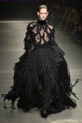 Milan, Milan Women s Fashion Week Fall Winter 2026 27 - Women s Fashion, Fall Winter 2026 27 - Roberto Cavalli fashion show - catwalk in the photo: model  Copyright: xSimonaxChiocciax xipa-agency.netx xFotosickix IPA_Agency_IPA72074313