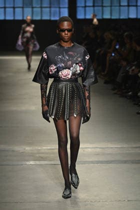 Milan, Milan Women s Fashion Week Fall Winter 2026 27 - Women s Fashion, Fall Winter 2026 27 - Roberto Cavalli fashion show - catwalk in the photo: model  Copyright: xSimonaxChiocciax xipa-agency.netx xFotosickix IPA_Agency_IPA72074259