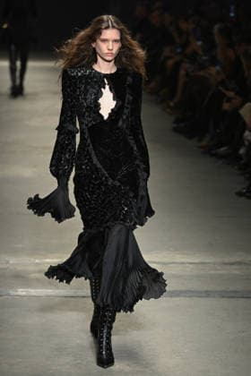 Milan, Milan Women s Fashion Week Fall Winter 2026 27 - Women s Fashion, Fall Winter 2026 27 - Roberto Cavalli fashion show - catwalk in the photo: model  Copyright: xSimonaxChiocciax xipa-agency.netx xFotosickix IPA_Agency_IPA72074183