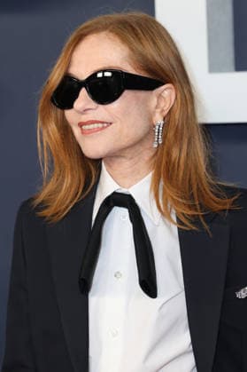 Arrivees sur le tapis rouge pour la 51eme ceremonie des CESAR a lOlympia Red carpet arrivals for the 51st CESAR Awards ceremony at Olympia Hall 453480 2026 02 26 Huppert, Isabelle  Copyright: xSebastienxFremontx xStarfacex STAR_453480_150