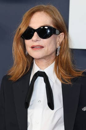 Arrivees sur le tapis rouge pour la 51eme ceremonie des CESAR a lOlympia Red carpet arrivals for the 51st CESAR Awards ceremony at Olympia Hall 453480 2026 02 26 Huppert, Isabelle  Copyright: xSebastienxFremontx xStarfacex STAR_453480_151
