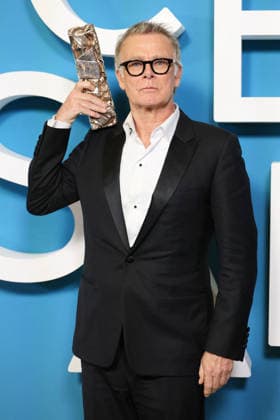 51st Cesar Ceremony Press Room Franck Dubosc poses with the Best Original Screenplay Award during the 51st Cesar Film Awards held at l Olympia on February 26, 2026, in Paris, France. Photo by Jerome Domine ABACAPRESS.COM Paris France  Copyright: xDominexJerome ABACAx