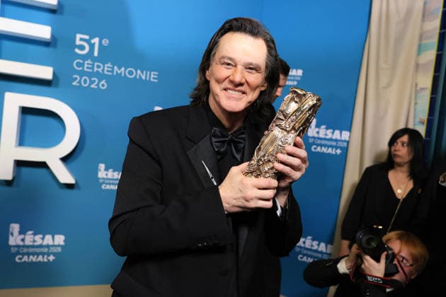 51st Cesar Ceremony Press Room Jim Carrey poses with the Honorary Cesar Award during the 51st Cesar Film Awards held at l Olympia on February 26, 2026, in Paris, France. Photo by Jerome Domine ABACAPRESS.COM Paris France  Copyright: xDominexJerome ABACAx