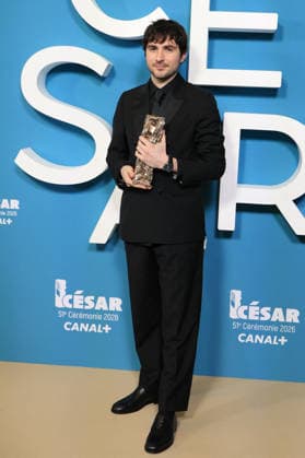 51st Cesar Ceremony Press Room Guillaume Marbeck poses with the Rising Star Cesar Award during the 51st Cesar Film Awards held at l Olympia on February 26, 2026, in Paris, France. Photo by Jerome Domine ABACAPRESS.COM Paris France  Copyright: xDominexJerome ABACAx