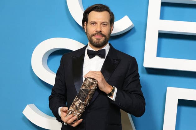 51st Cesar Ceremony Press Room Laurent Lafitte poses with the Best Actor Cesar Award during the 51st Cesar Film Awards held at l Olympia on February 26, 2026, in Paris, France. Photo by Jerome Domine ABACAPRESS.COM Paris France  Copyright: xDominexJerome ABACAx