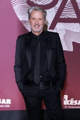 51st Cesar Awards - Fouquet s Dinner Antoine de Caunes posing upon arrival at the Gala Dinner following the 51st Cesar Awardsceremony, held at the iconic Fouquet’s restaurant in Paris on February 26, 2026. Photo byDavid Boyer ABACAPRESS.COM Paris France  Copyright: xBoyerxDavid ABACAx