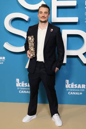 51st Cesar Ceremony Press Room Pierre Lottin poses with the Best Supporting Actor Cesar Award during the 51st Cesar Film Awards held at l Olympia on February 26, 2026, in Paris, France. Photo by Jerome Domine ABACAPRESS.COM Paris France  Copyright: xDominexJerome ABACAx